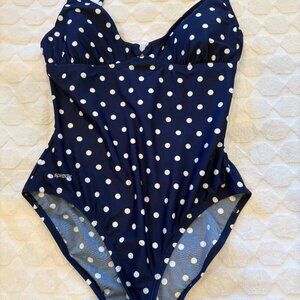 Women's one-piece Speedo swimsuit, navy w/white polka dots, size 12